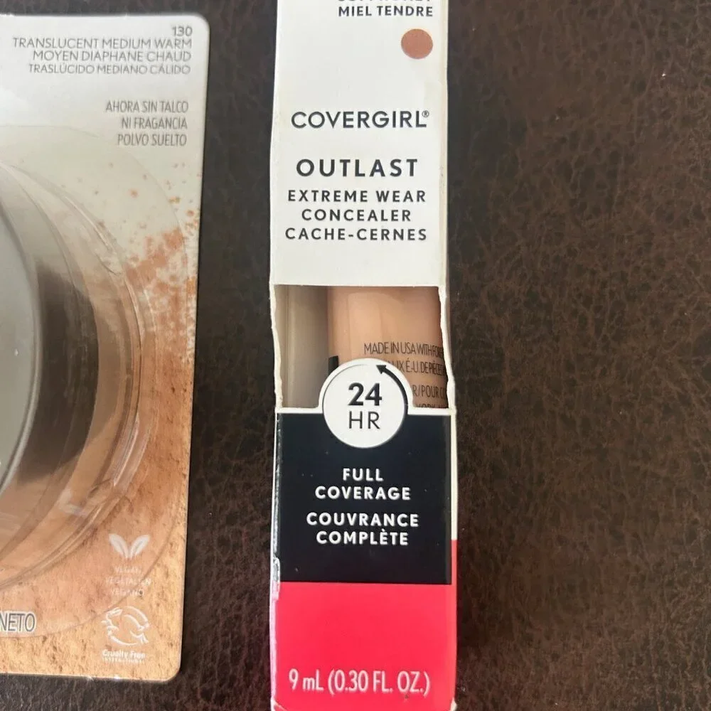 4 PIECE Drug Store MAKEUP Bundle COVERGIRL medium Skintones